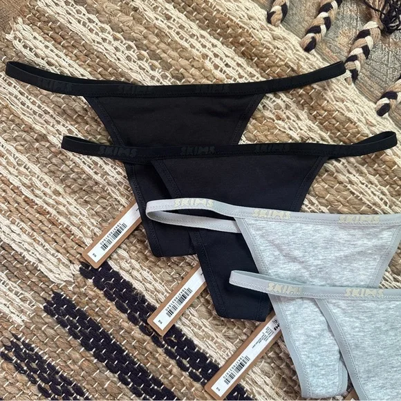 ❤️🔥BUNDLE❤️🔥 SKIMS thongs - Picture 3 of 7